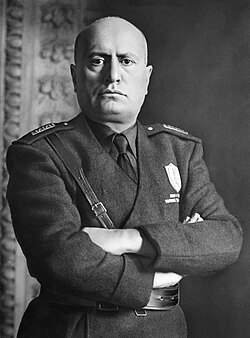 Ko je bio Adolf Hitler — Detaljna istorijska biografija