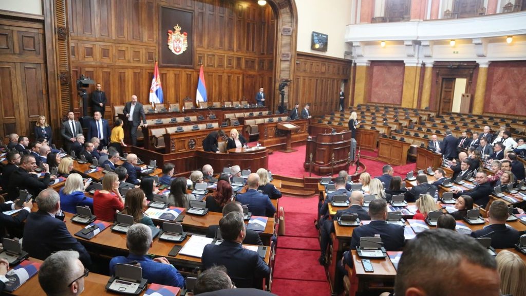 Koliko poslanika ima Skupština Srbije