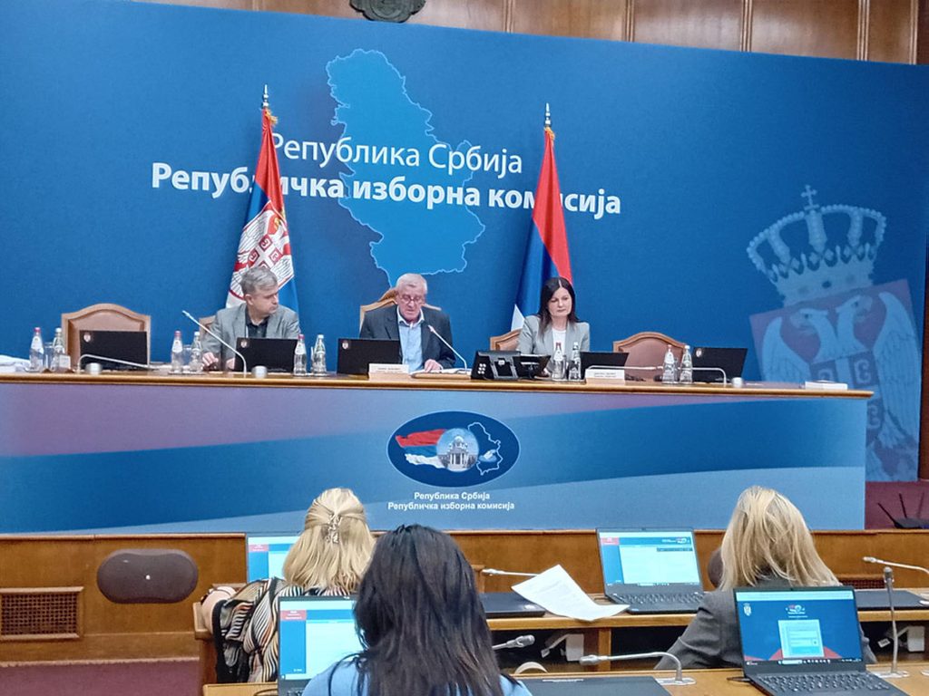Koliko poslanika ima Skupština Srbije