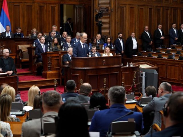 Koliko poslanika ima Skupština Srbije